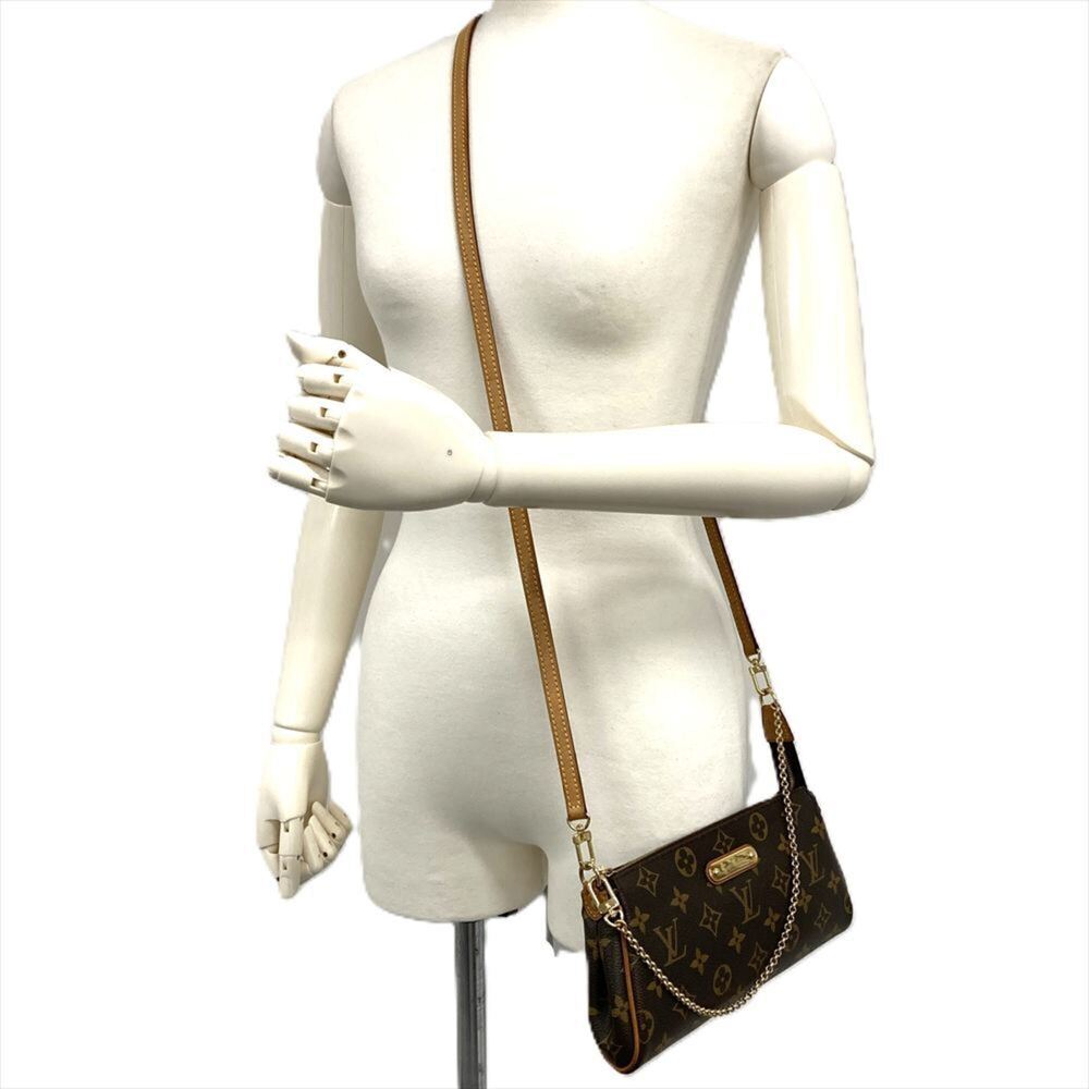LOUIS VUITTON Authentic Brown Monogram Canvas Shoulder Bag - Picture 9 of 9